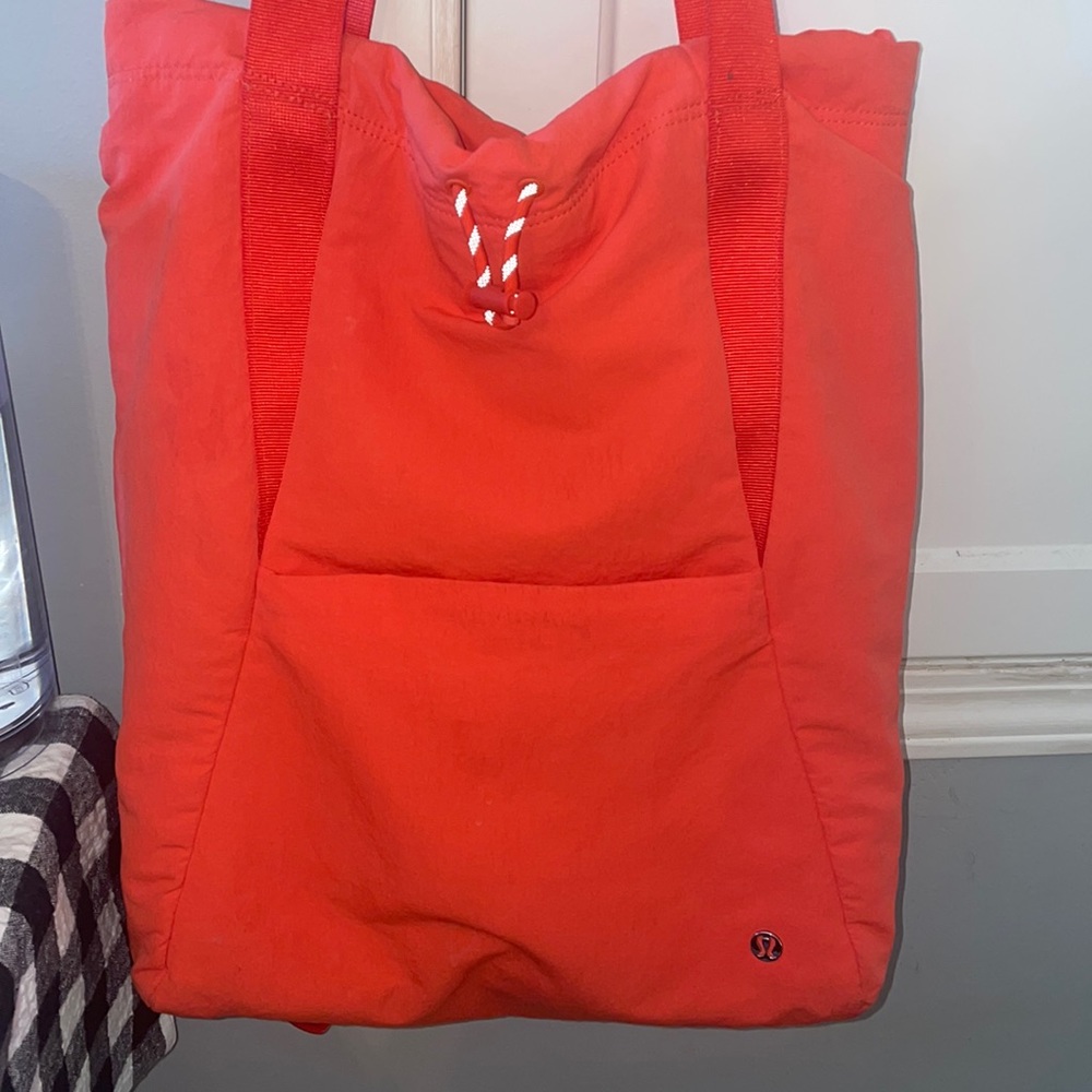 Lululemon convertible backpack and shoulder bag!!